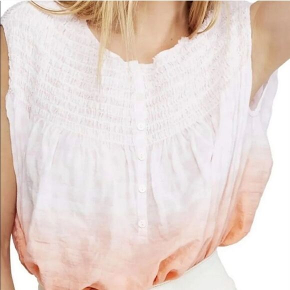 We the Free Little Bit of Something Ombre Top Small - Picture 10 of 12